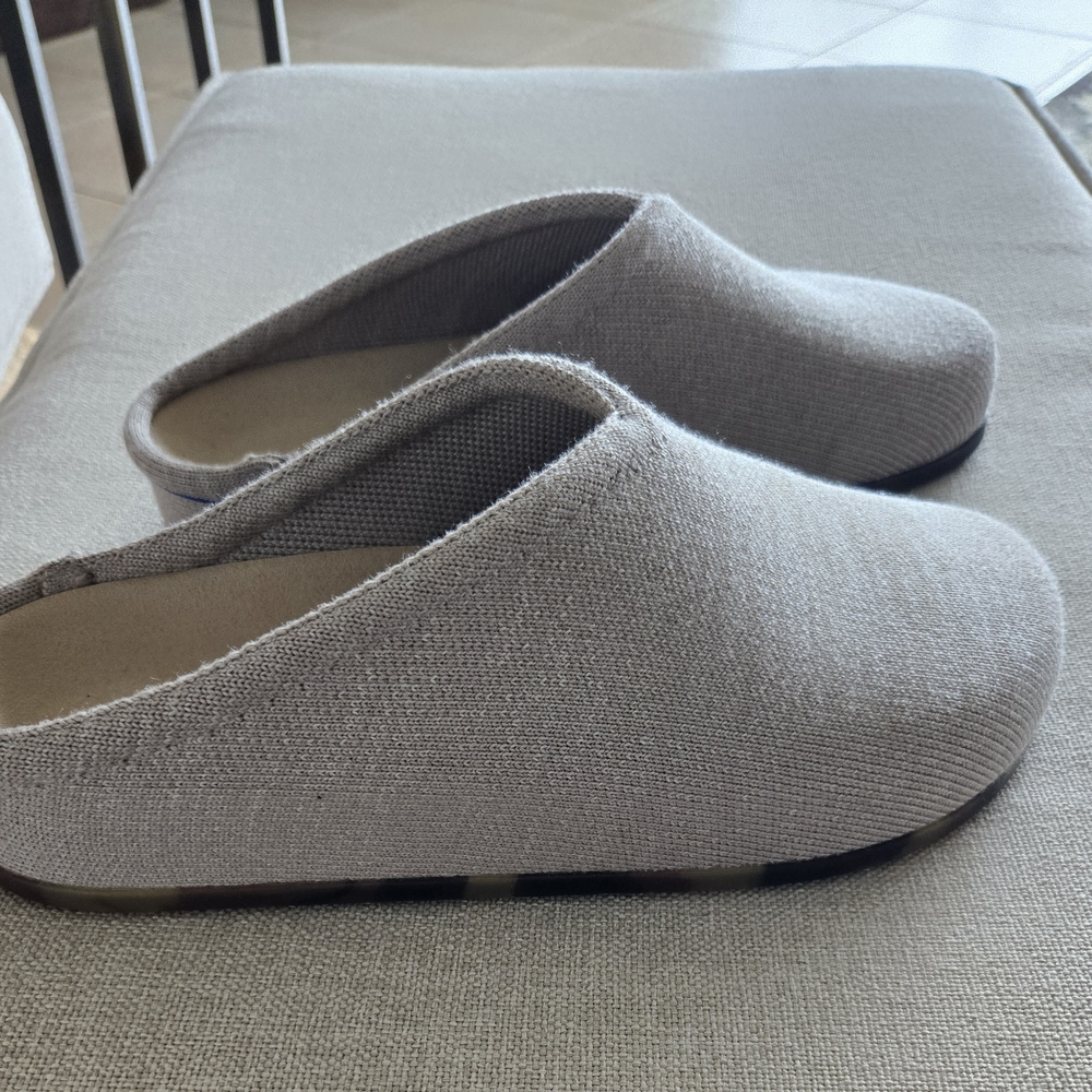 Rothy's Casual Clogs in Dove, size 8